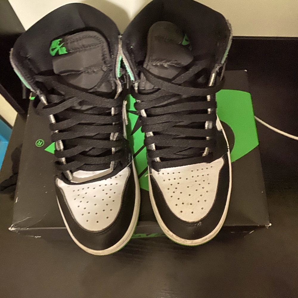 Shoes
